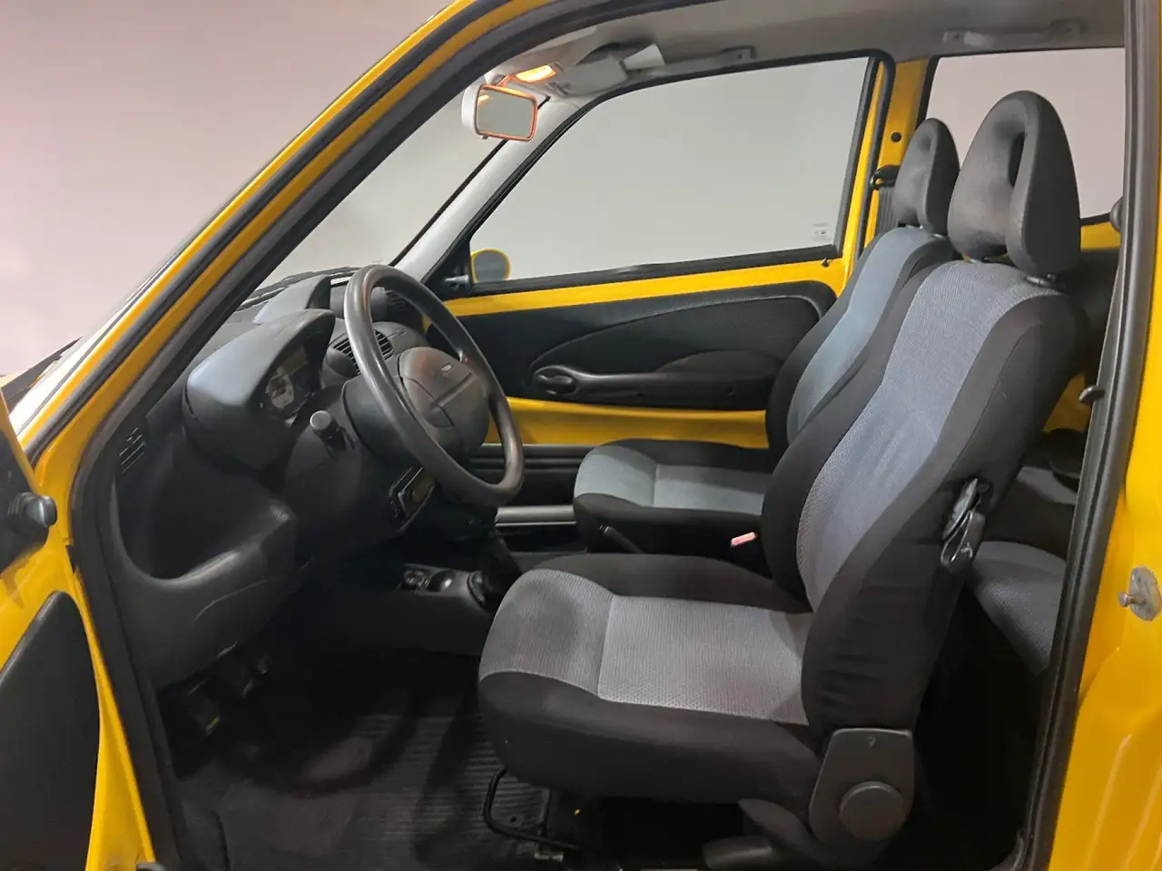 Fiat Seicento 1.1i cat Sporting allestimento Abarth, foto 7