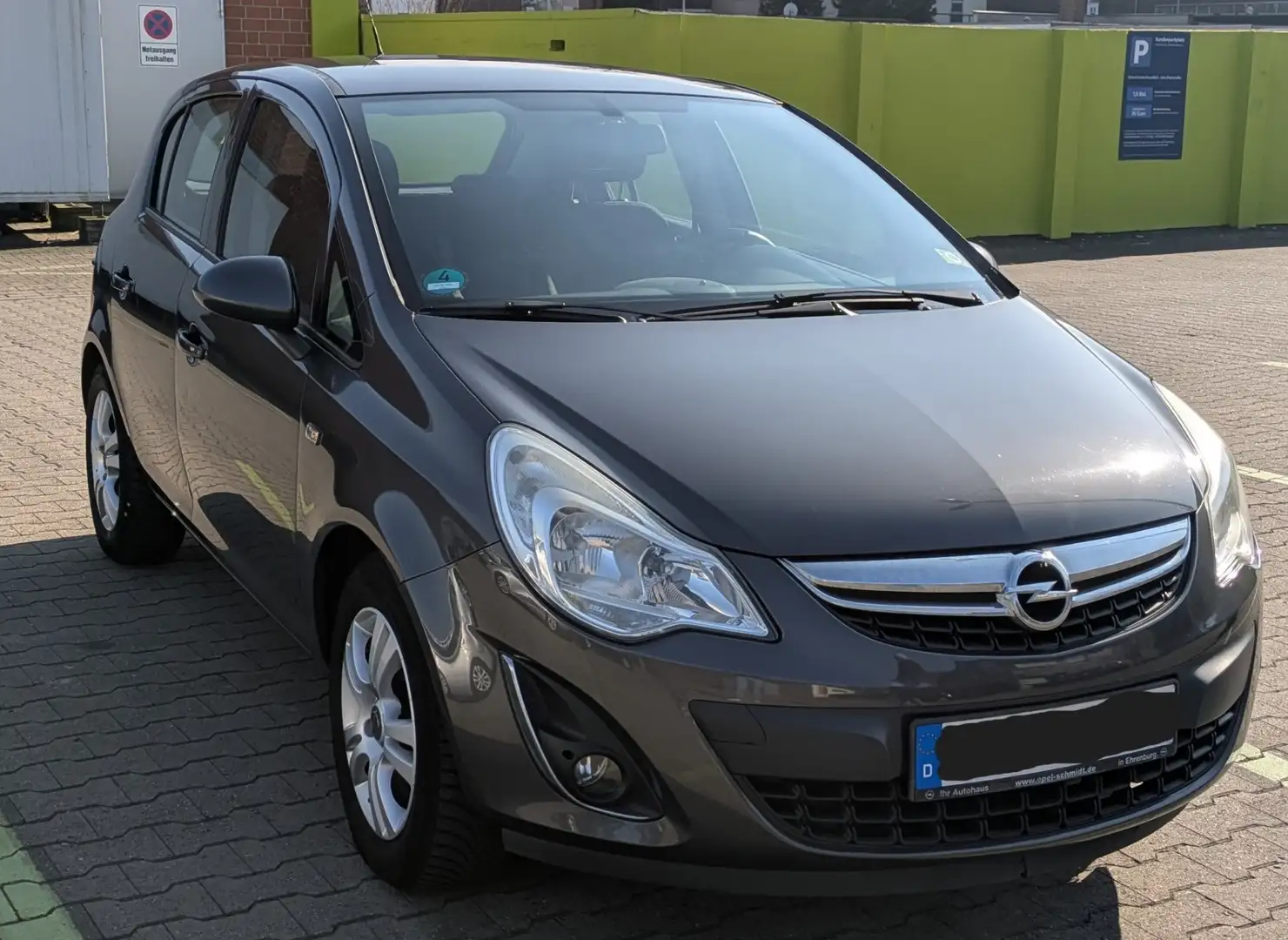 Opel Corsa Satellite Grau - 1