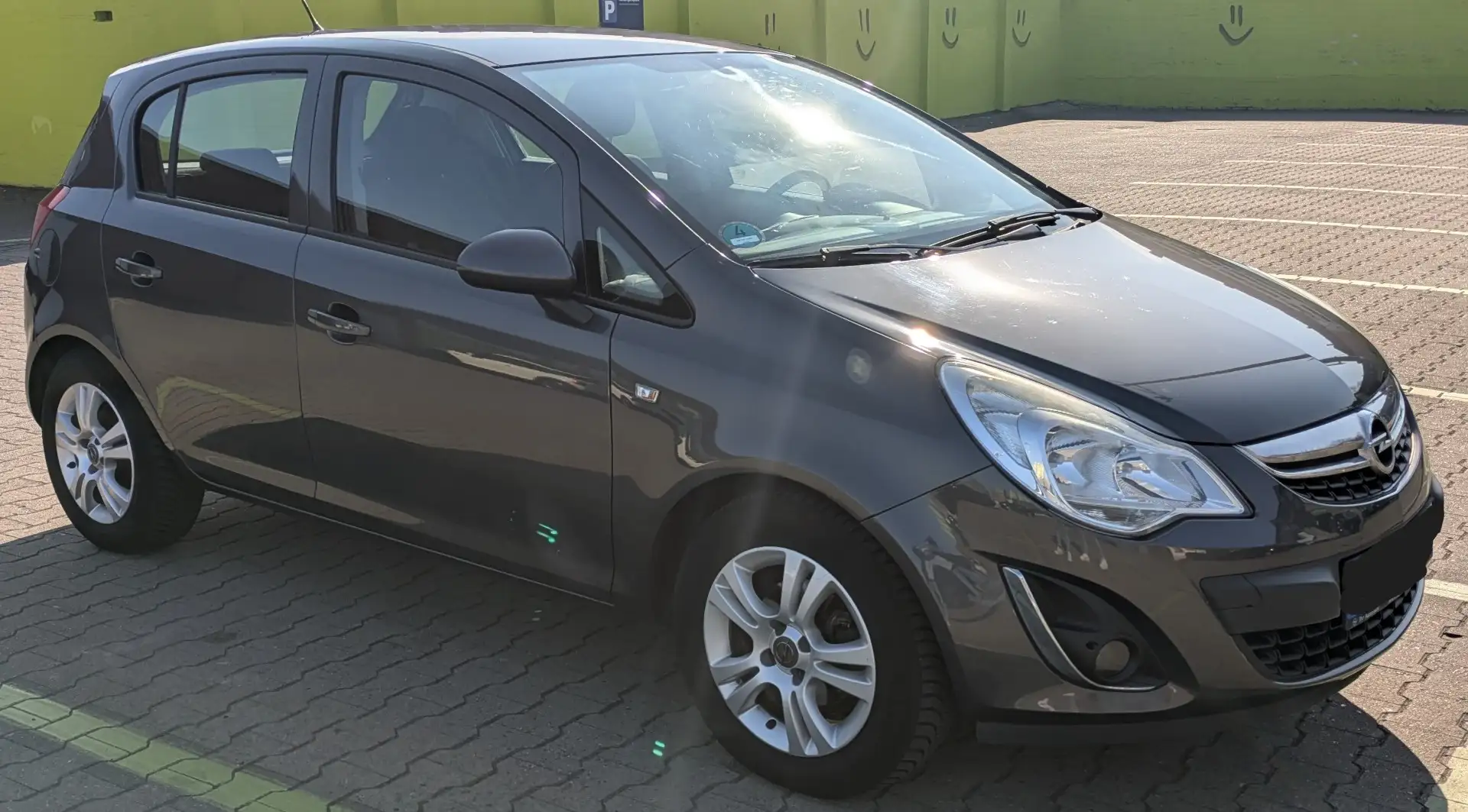 Opel Corsa Satellite Grau - 2