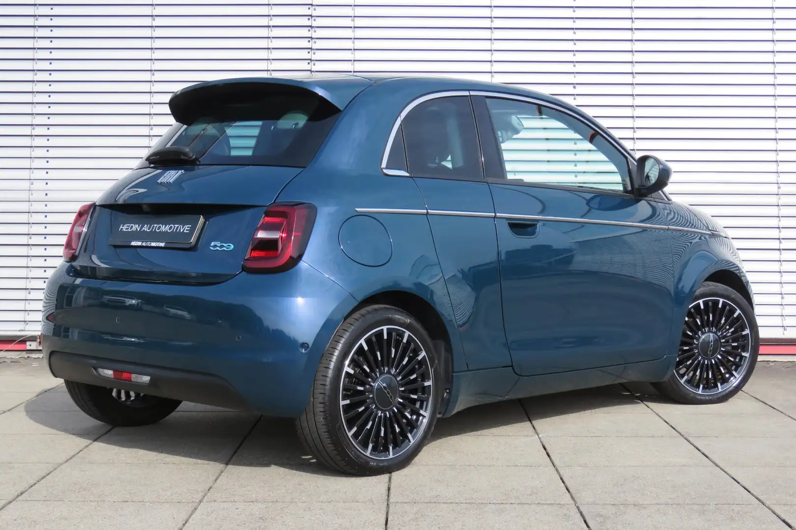Fiat 500e 3+1 La Prima 42 kWh | Compact, elektrisch & premiu Groen - 2