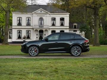 Modena 330pk | Pano-dak | Stoelventilatie | Head-u