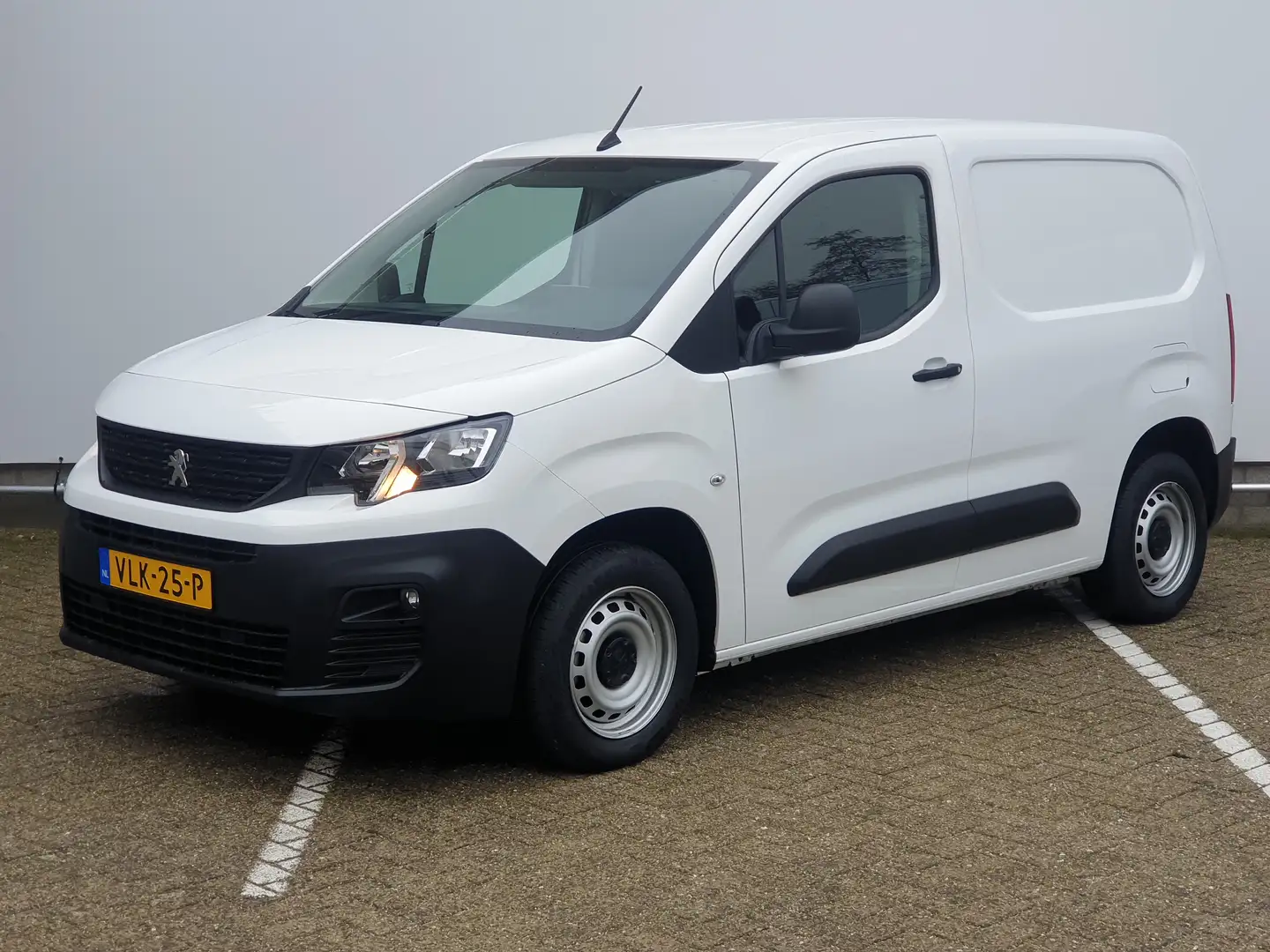 Peugeot Partner 1.5 BlueHDI Premium | Airco | Apple Carplay/Androi Wit - 1