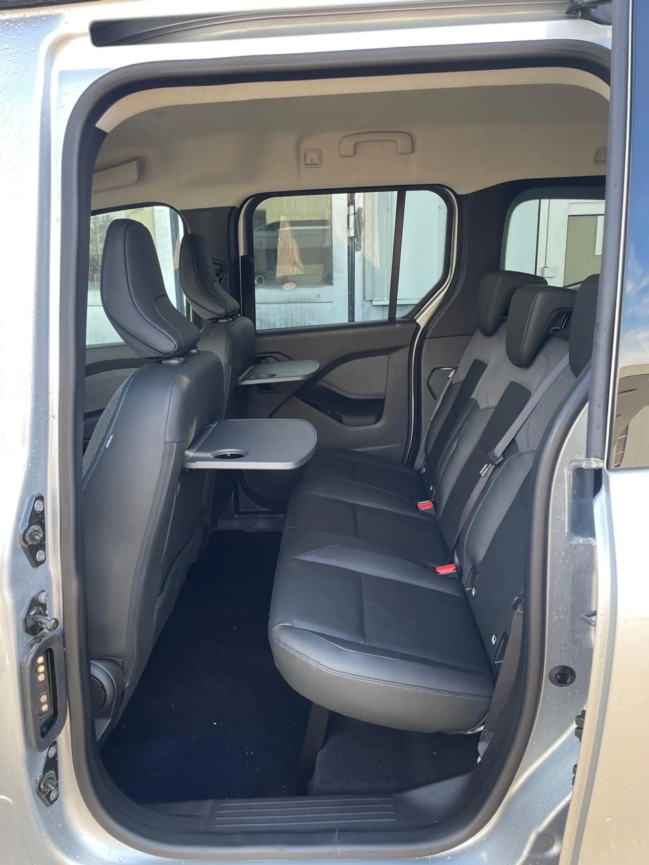 Nissan Townstar Townstar L1 DIG-T 130 Tekna 7DCT Tekna — photo 8