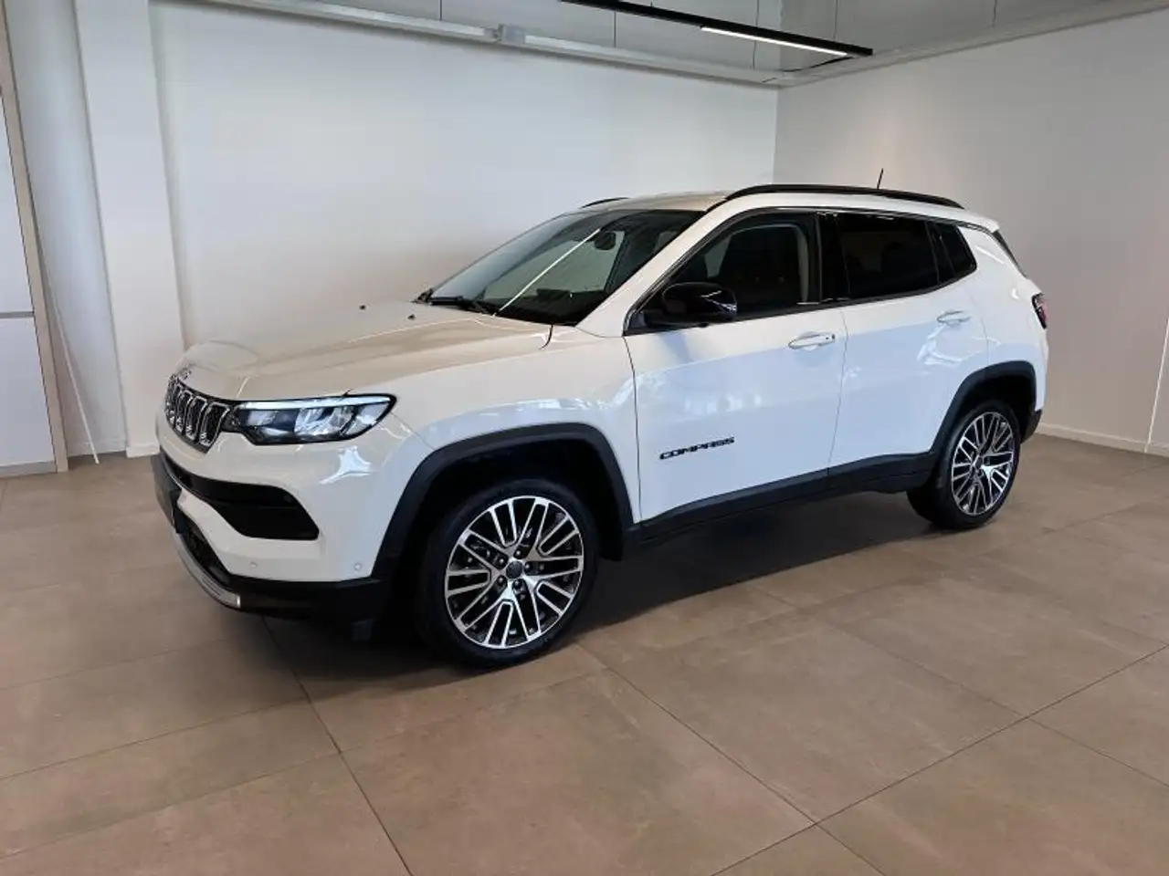 Jeep Compass 1.5 E-HYBRID LIMITED T4 130 DCT 7 4