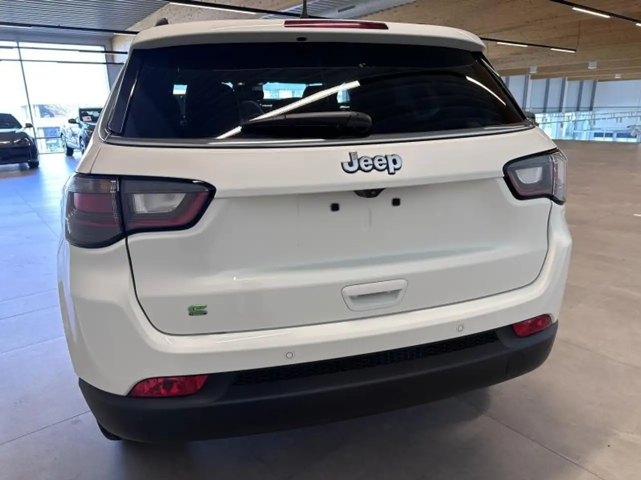 Jeep Compass 1.5 E-HYBRID LIMITED T4 130 DCT 7 27