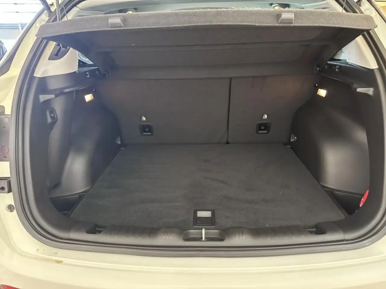 Jeep Compass 1.5 E-HYBRID LIMITED T4 130 DCT 7 24