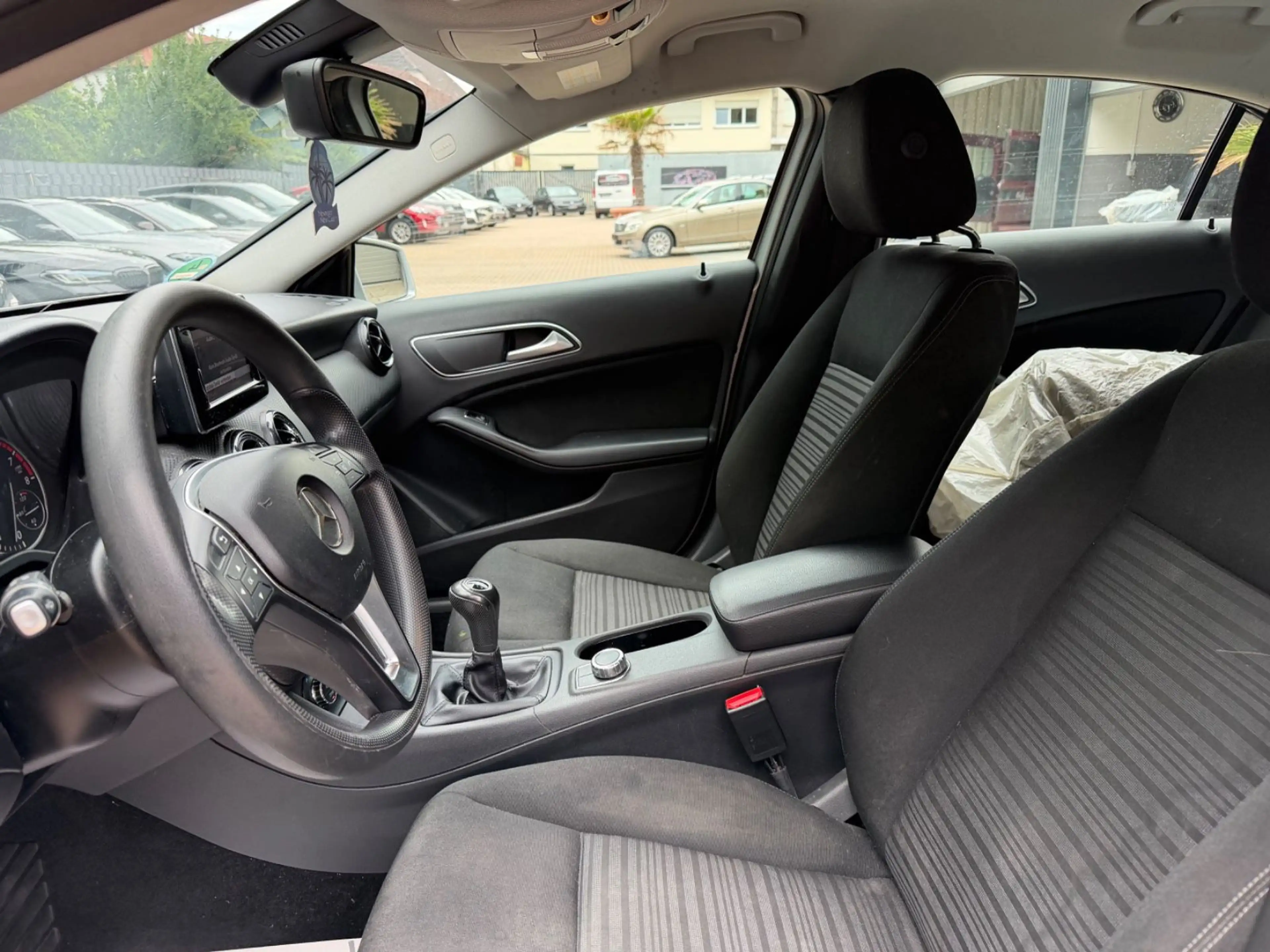 Mercedes-Benz A 180 BlueEfficiency Klima 8-Fach Euro 6 — photo 10