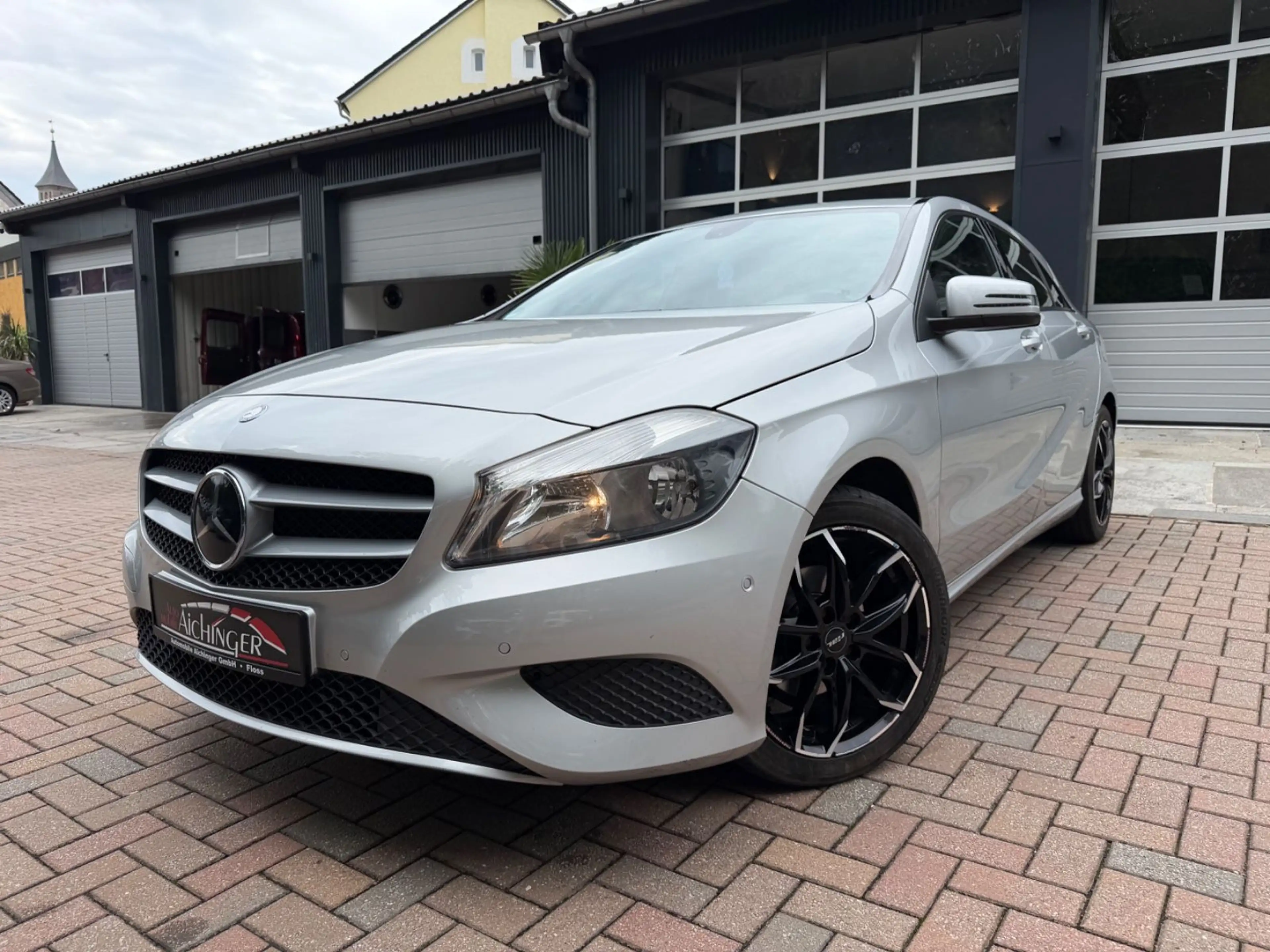 Mercedes-Benz A 180 BlueEfficiency Klima 8-Fach Euro 6