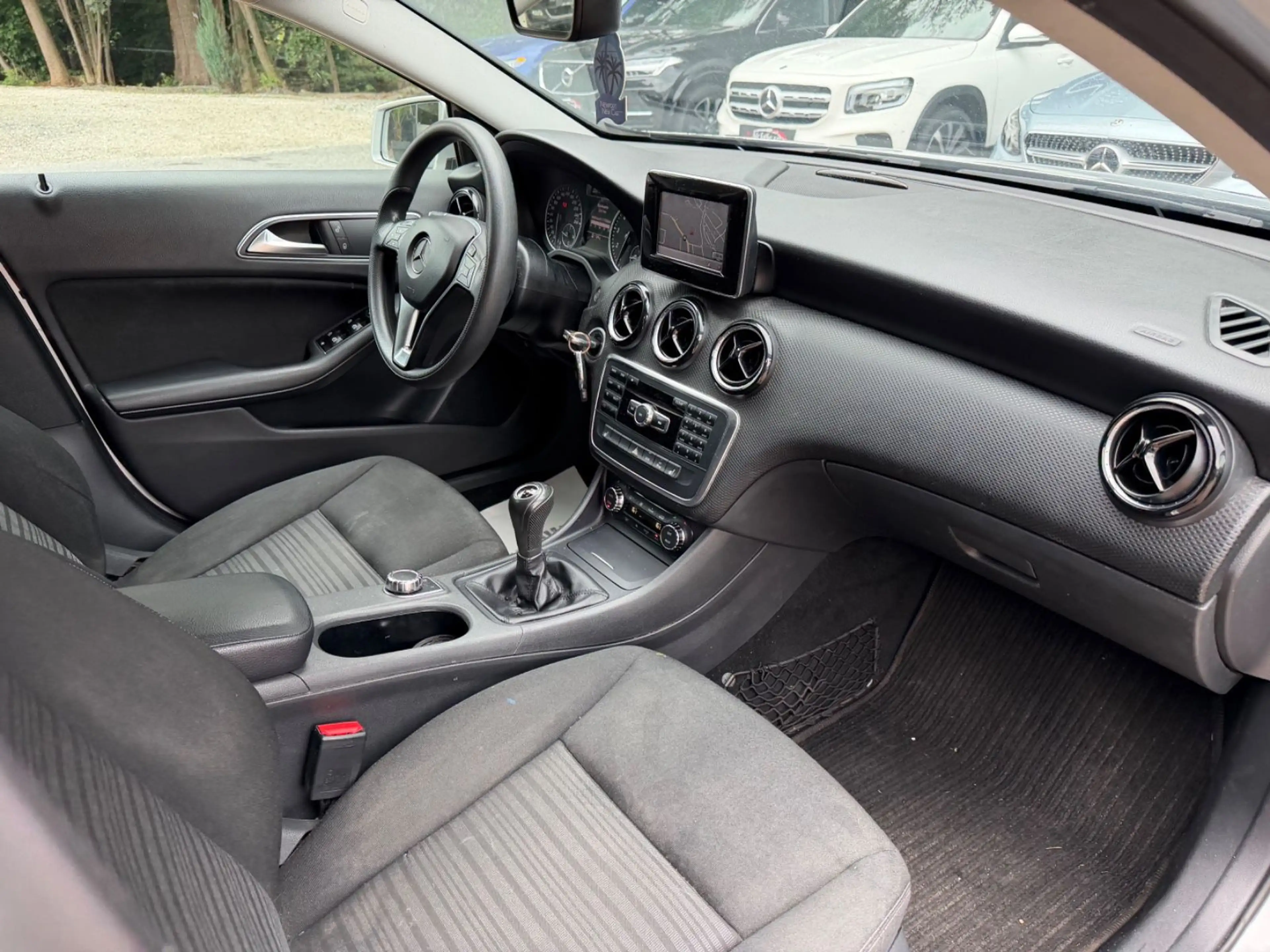 Mercedes-Benz A 180 BlueEfficiency Klima 8-Fach Euro 6 — photo 14