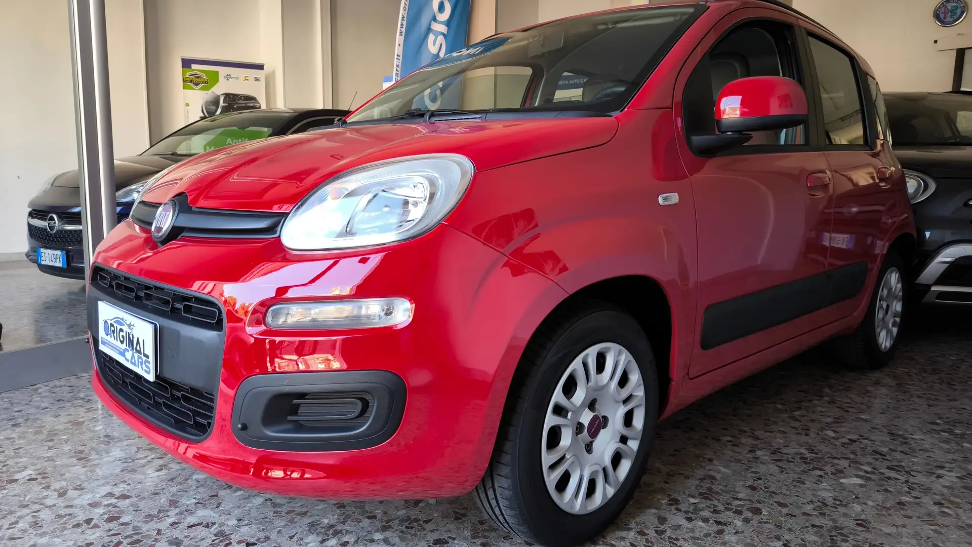 Fiat Panda Panda III 2012 1.2 Pop 69cv crvena - 1