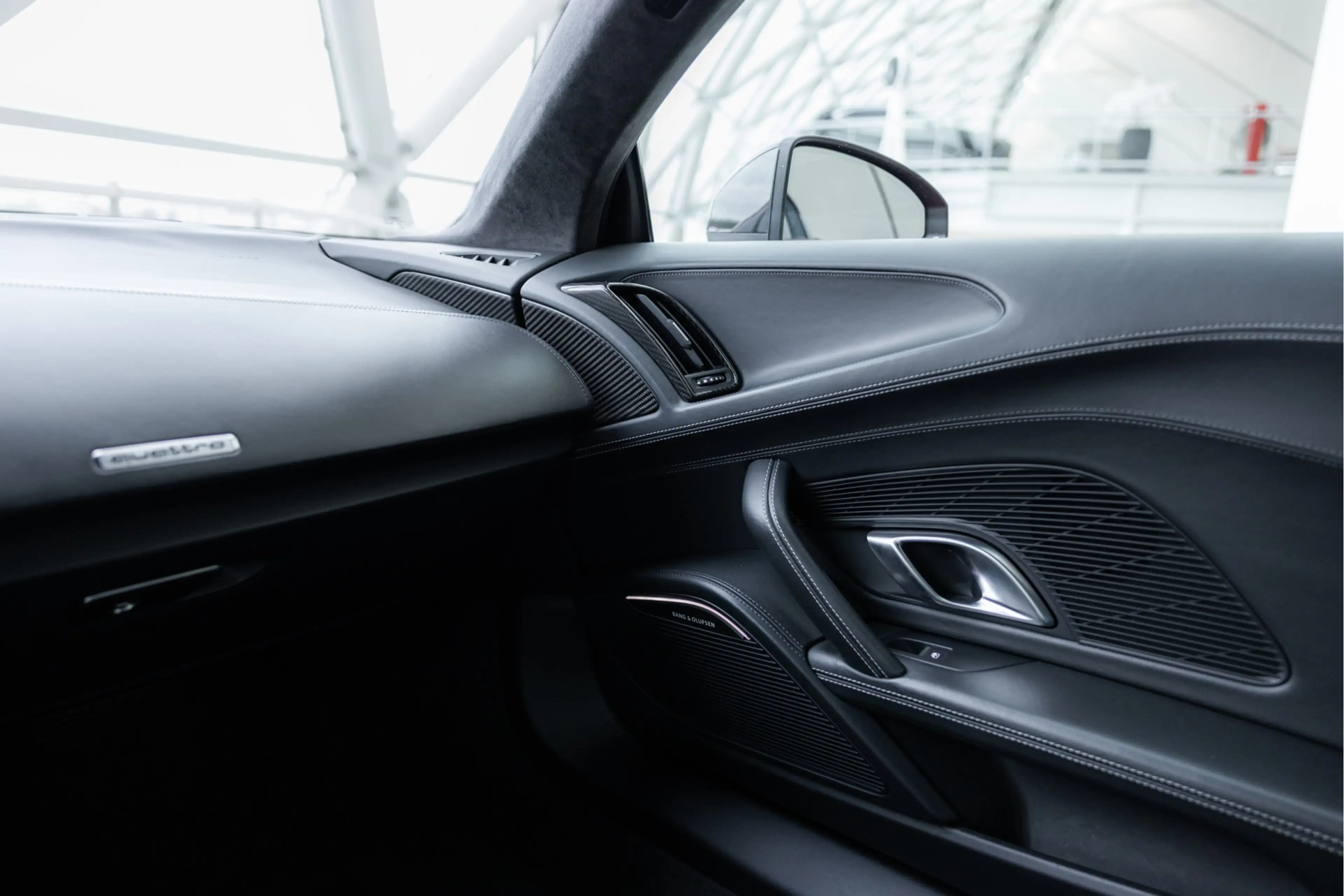 Audi R8 5.2 | Performance | Quattro | Carbon | S Tronic | — photo 9