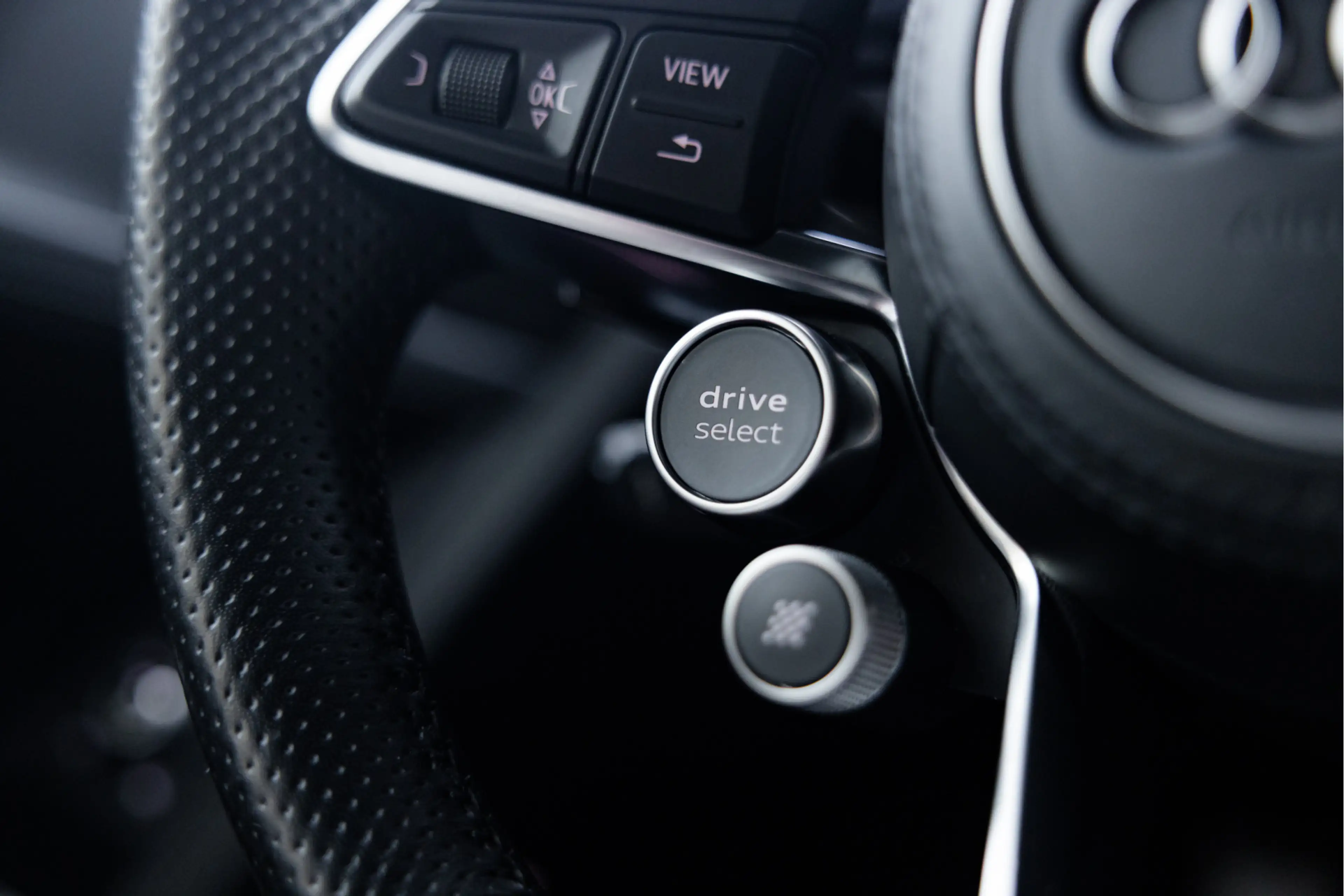 Audi R8 5.2 | Performance | Quattro | Carbon | S Tronic | — photo 15