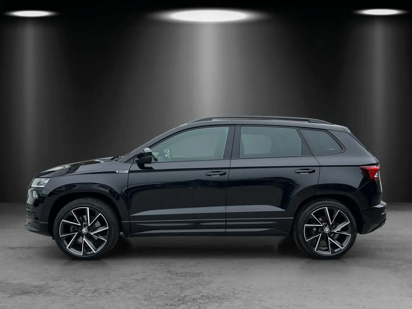 Skoda Karoq 2.0 TSI Sportline 4x4/PANO/AHK/ACC/KAMERA/ Schwarz - 2