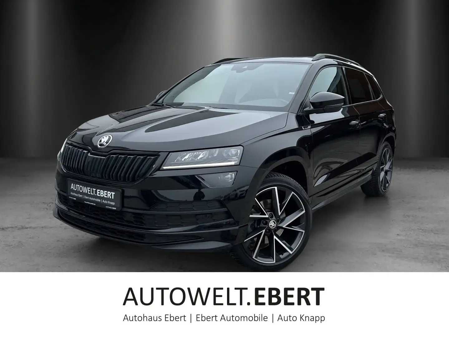 Skoda Karoq 2.0 TSI Sportline 4x4/PANO/AHK/ACC/KAMERA/ Schwarz - 1