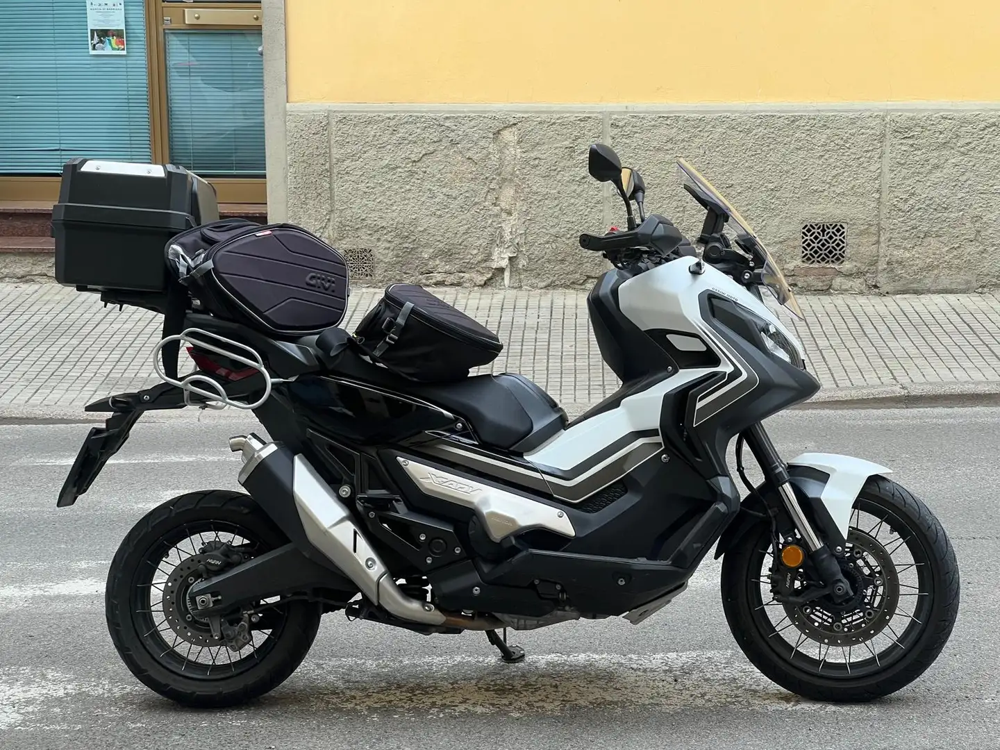 Honda X-ADV Negru - 1