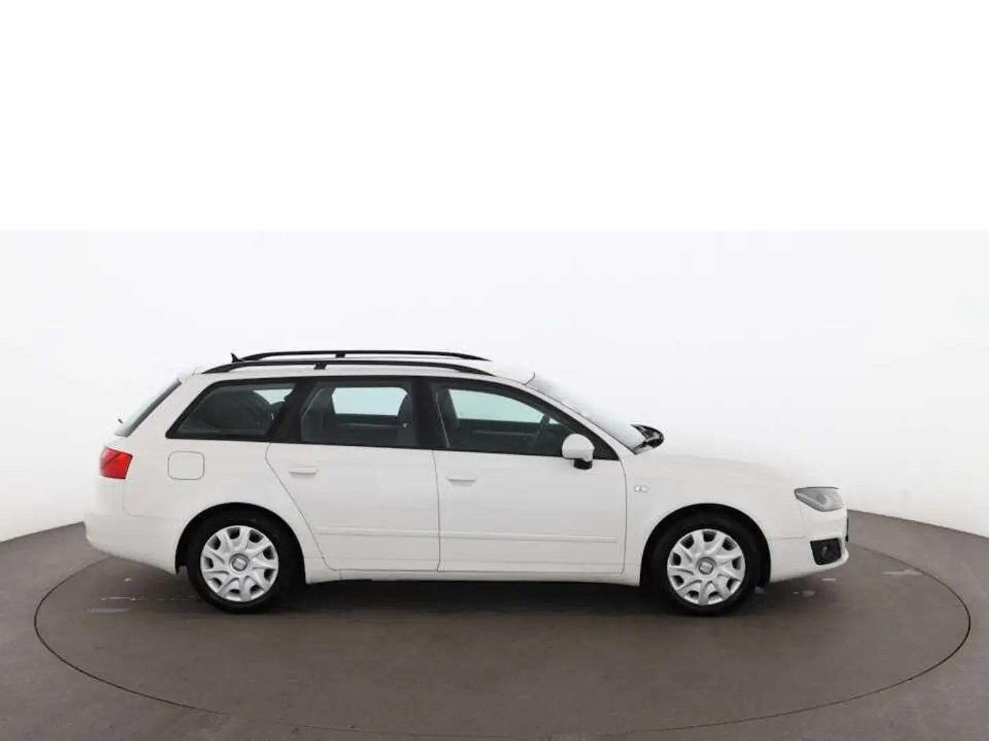 SEAT Exeo 2.0 TDI ST Reference XENON SITZHZG TEMPOMAT Weiß - 2