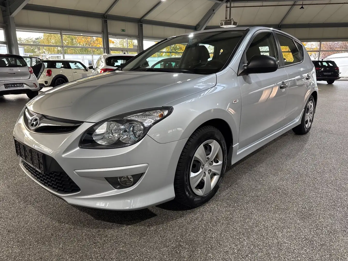 Hyundai i30 1.4 Edition Plus Klima Argent - 1