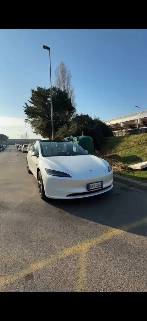Tesla Model 3 Nuova Long Range trazione posteriore  Dicembr2024 - 2