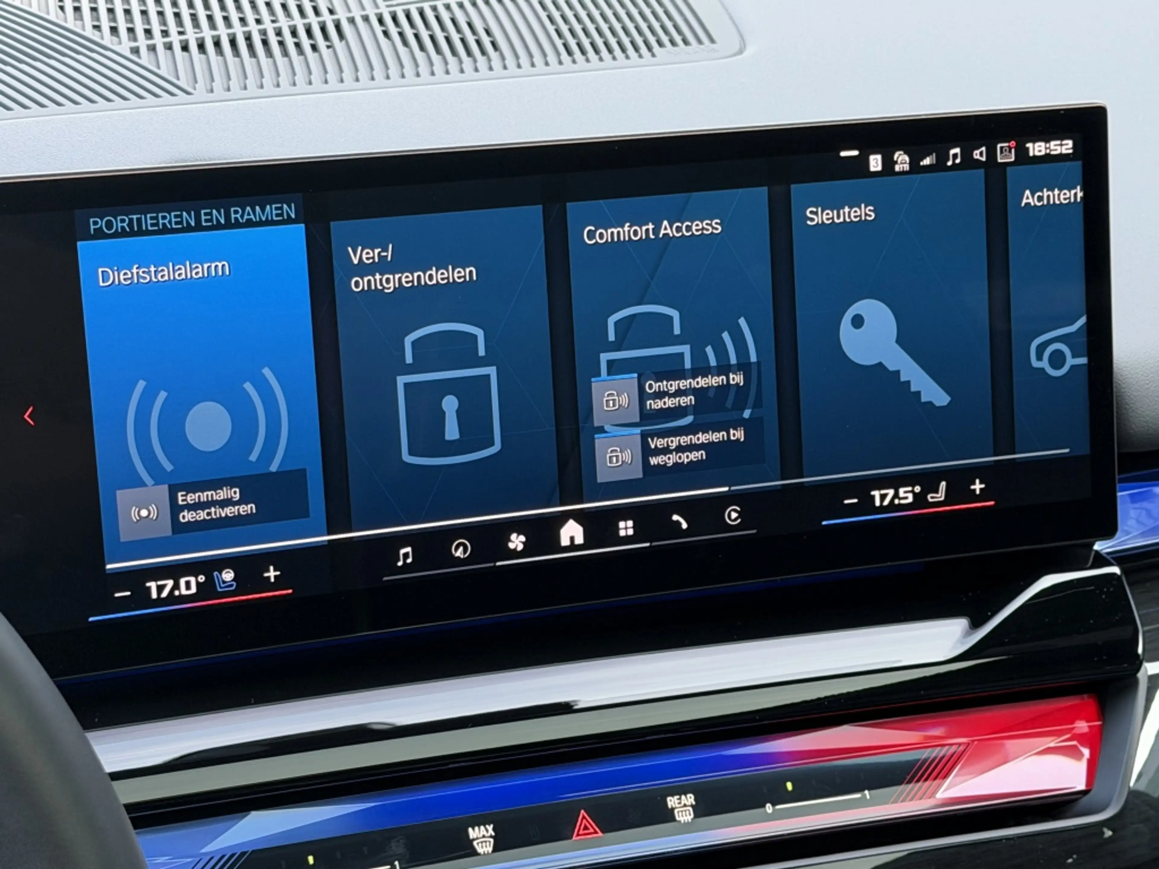 BMW M5 Touring Pano Keramisch HUD M-Drive Carbon B&W — photo 30