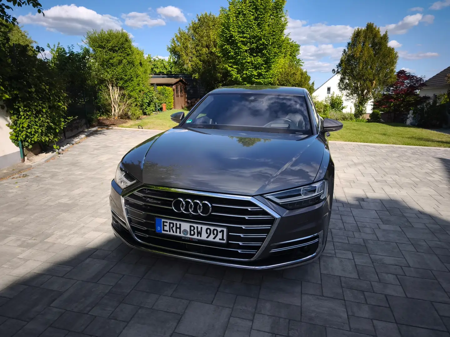 Audi A8 55 TFSI quattro tiptr HUD 4ZKlima TV HAL 360° Grau - 2
