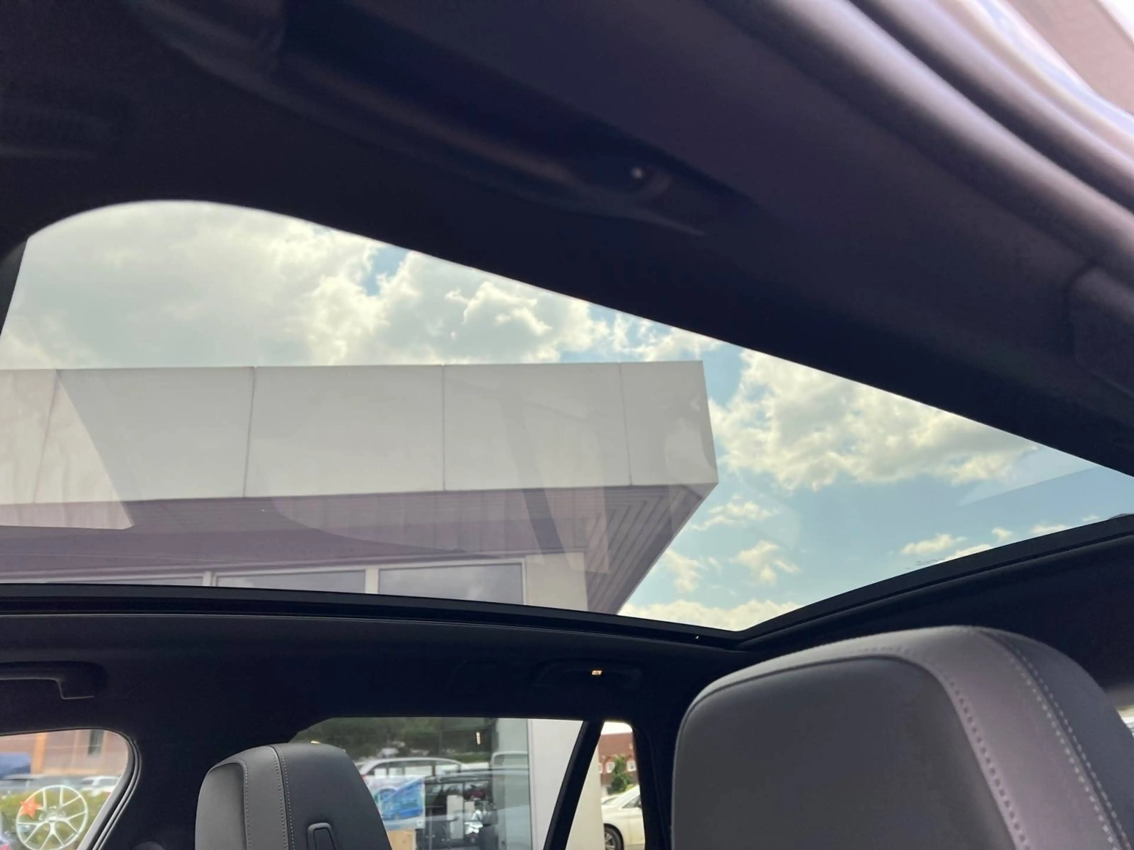 BMW 520 d Touring, M Sport, Panorama, AHK, DrivAssPlus — photo 14