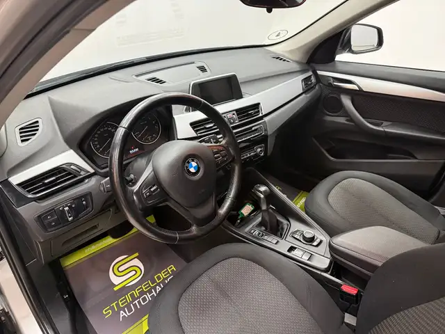 BMW X1 view 9