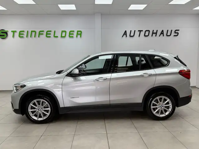 BMW X1 view 8