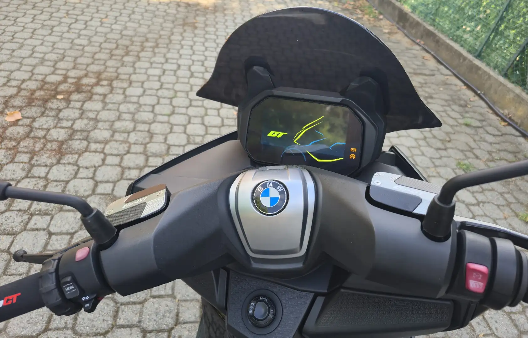 BMW C 400 GT Triple Black Nero - 2