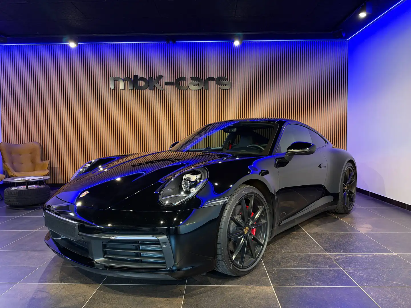 Porsche 992 911 Carrera S Coupe PDK Modell 992 Schwarz - 2