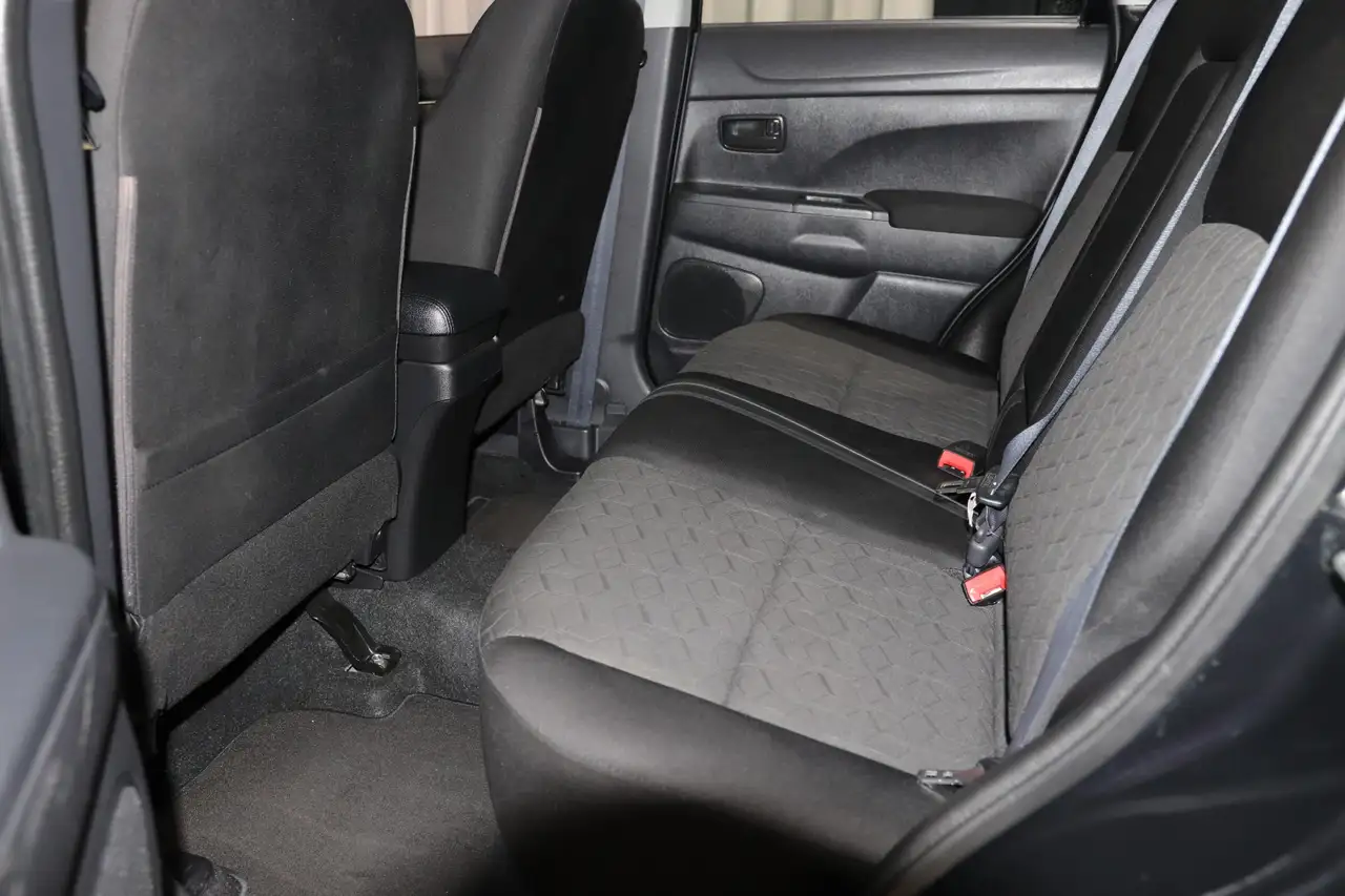 Mitsubishi RVR снимка Mitsubishi RVR