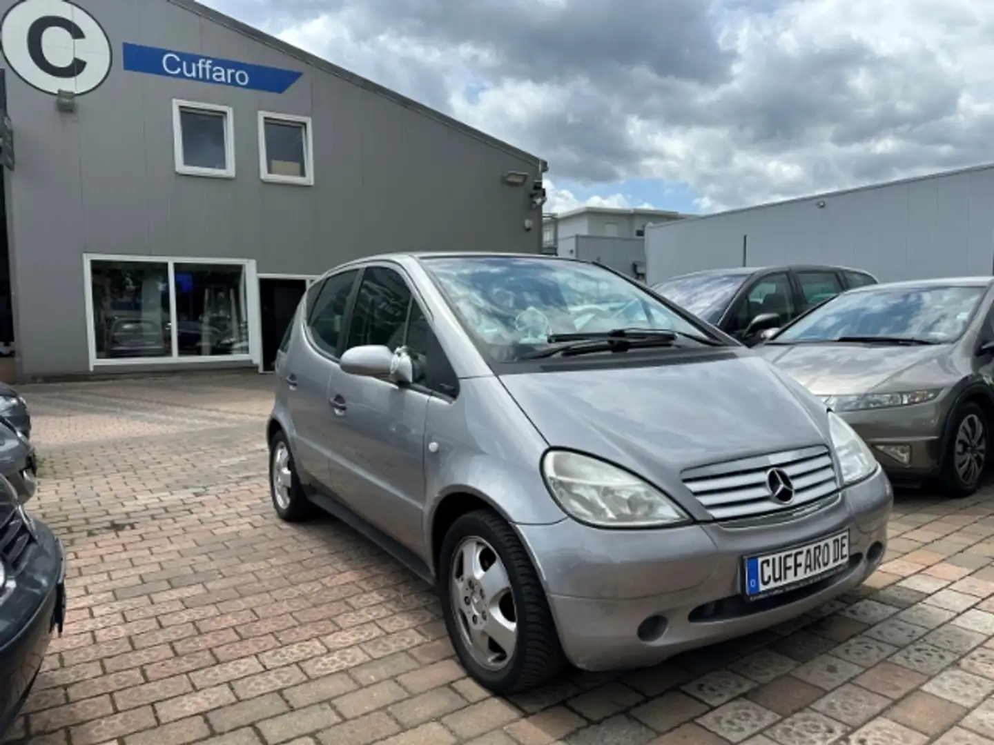Mercedes-Benz A 160 -Klasse Leder met. Silber - 2