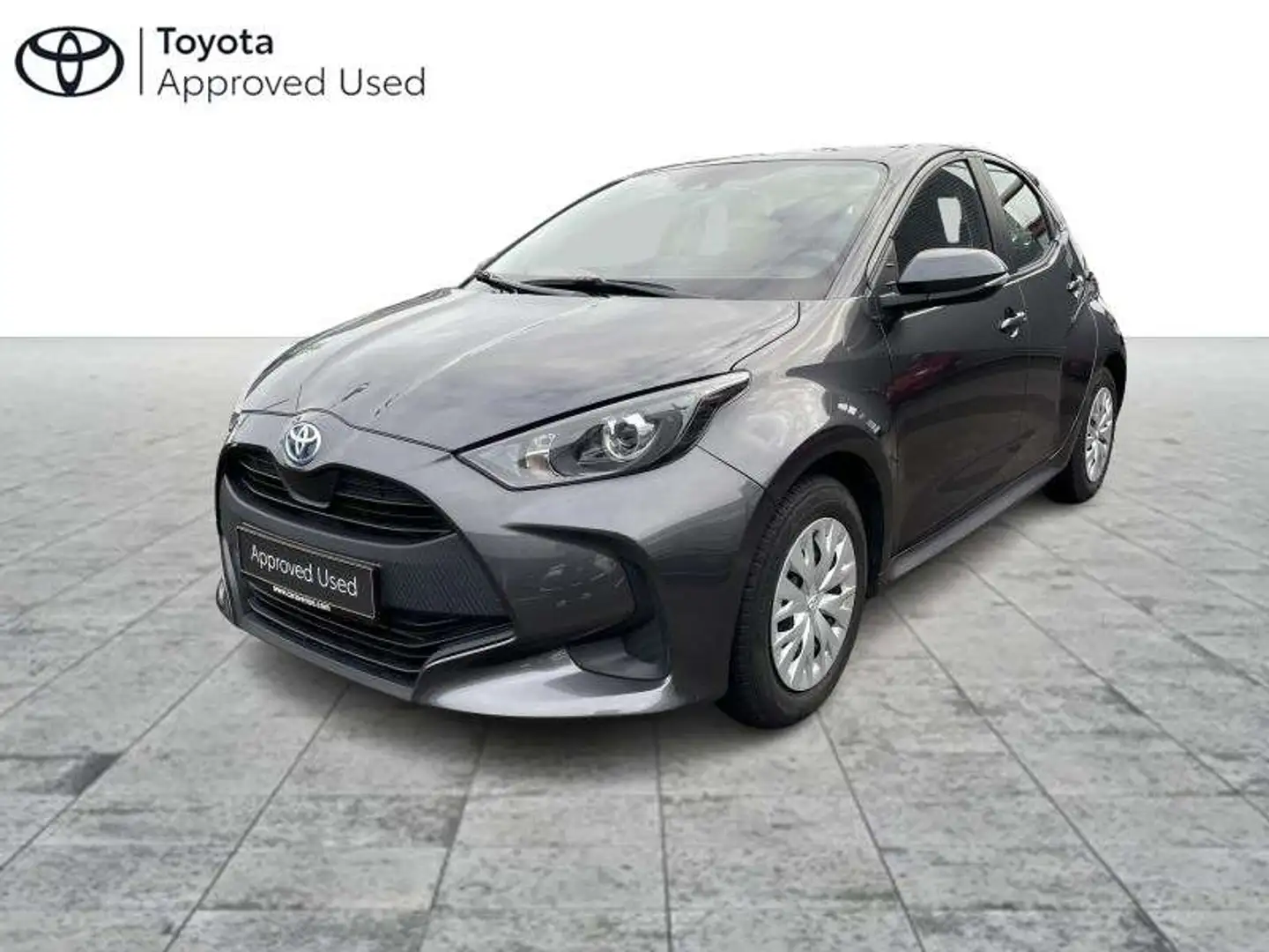 Toyota Yaris DYNAMIC Gris - 1