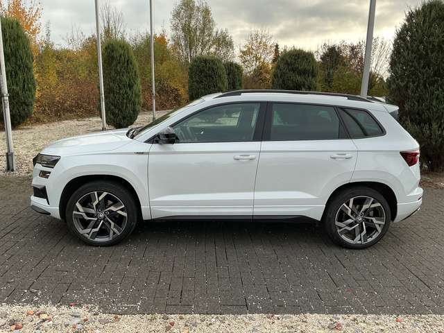 Skoda Karoq Sportline 4x4 Pano Navi Kamera Standheizung