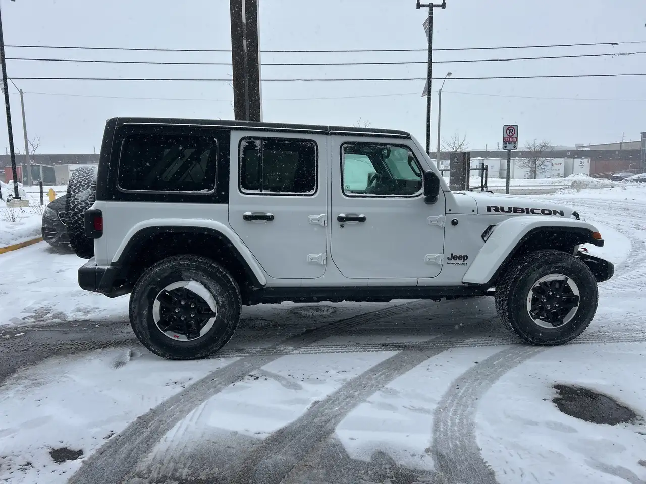 Jeep Wrangler снимка Jeep Wrangler