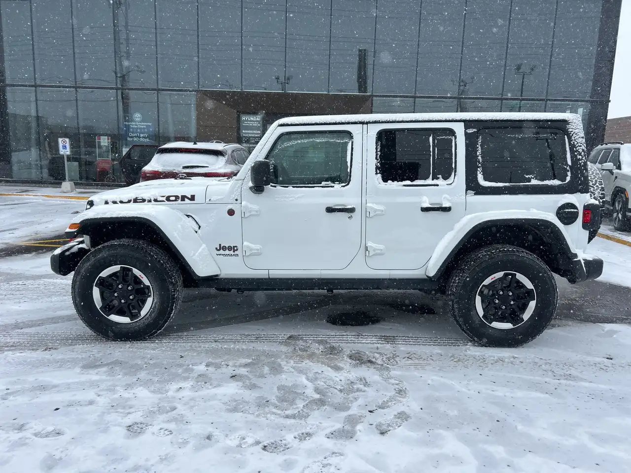 Jeep Wrangler снимка Jeep Wrangler