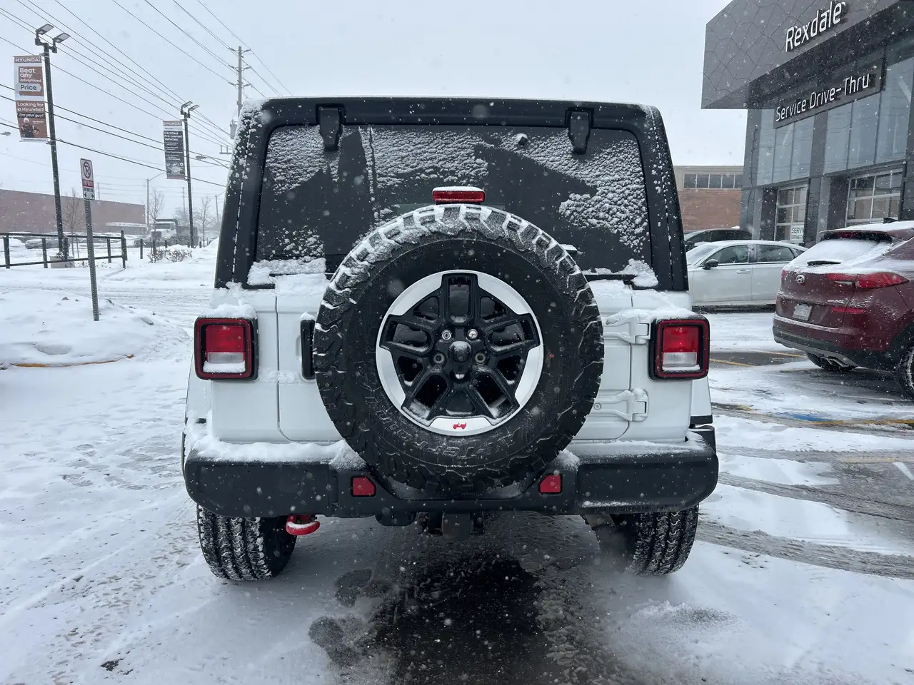 Jeep Wrangler снимка Jeep Wrangler