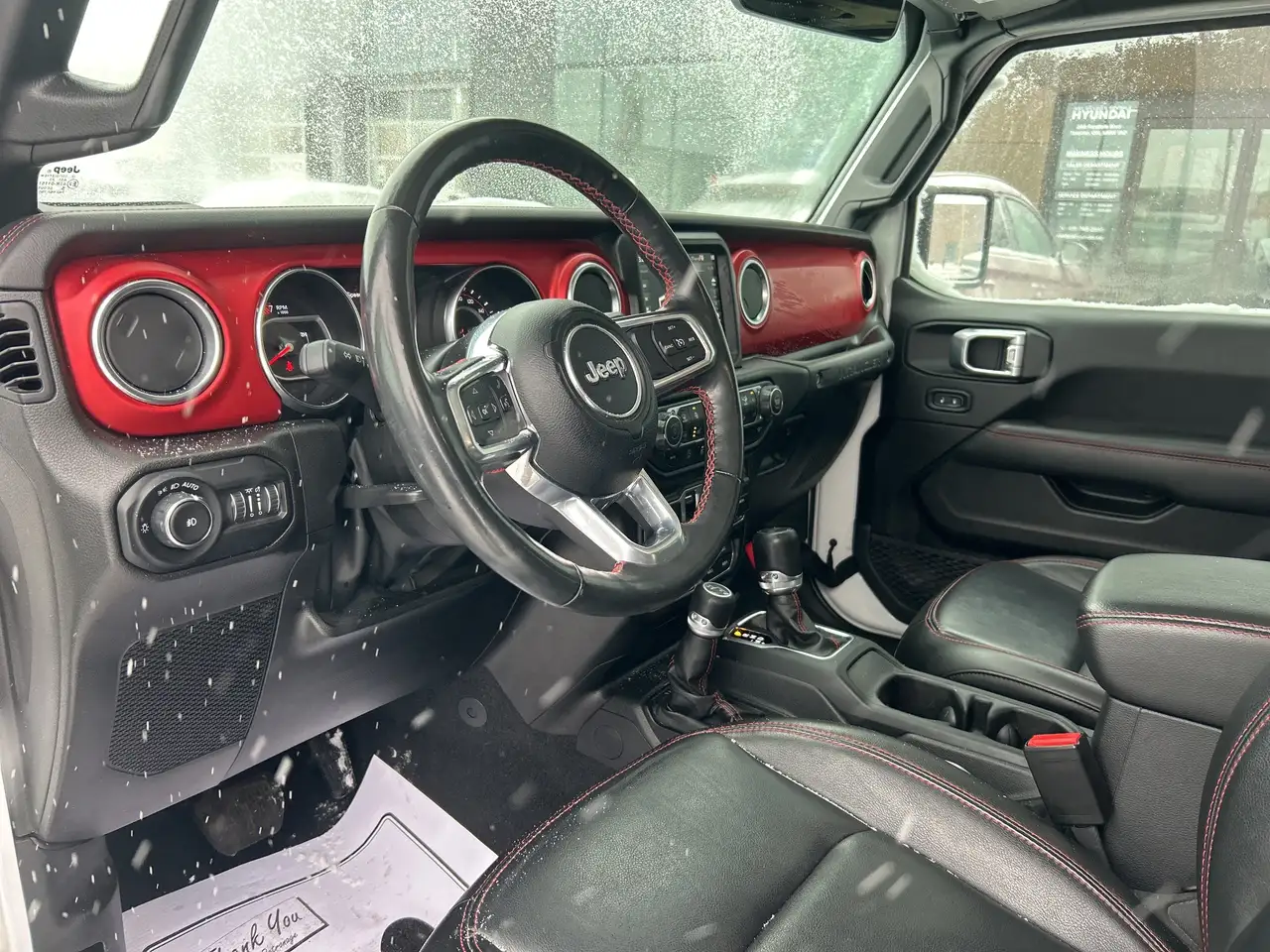 Jeep Wrangler снимка Jeep Wrangler