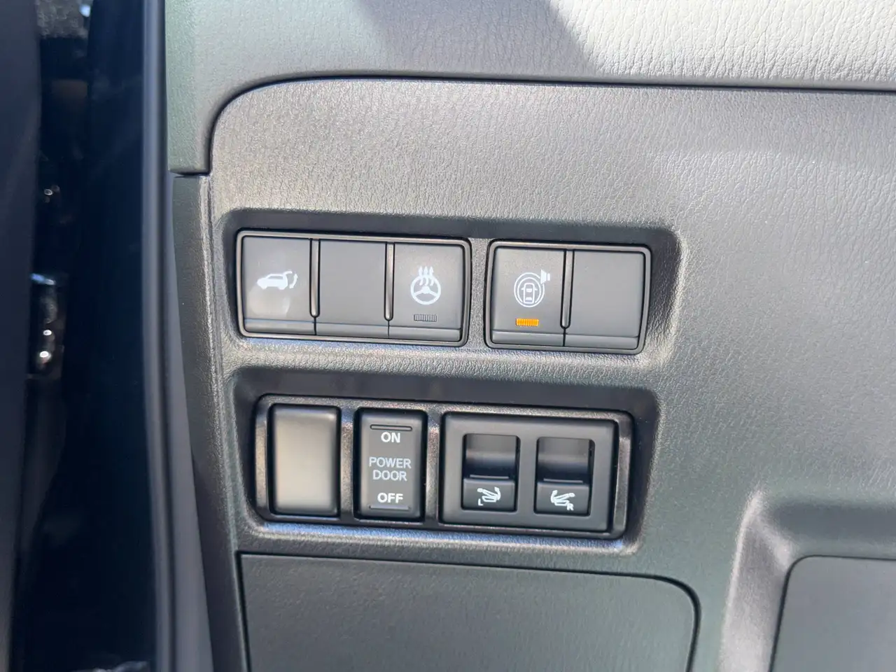 Infiniti QX80 снимка Infiniti QX80