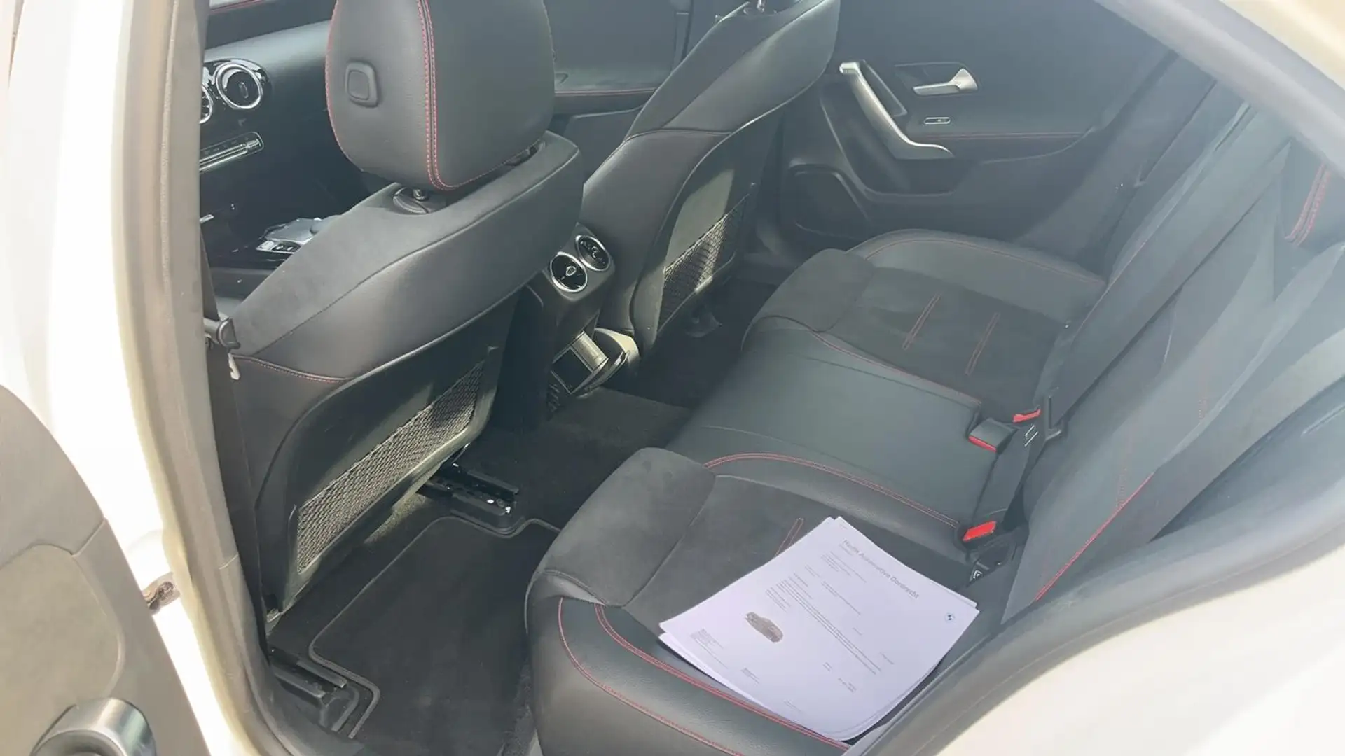 Mercedes-Benz A 200 Bns Sol. AMG Wit - 1