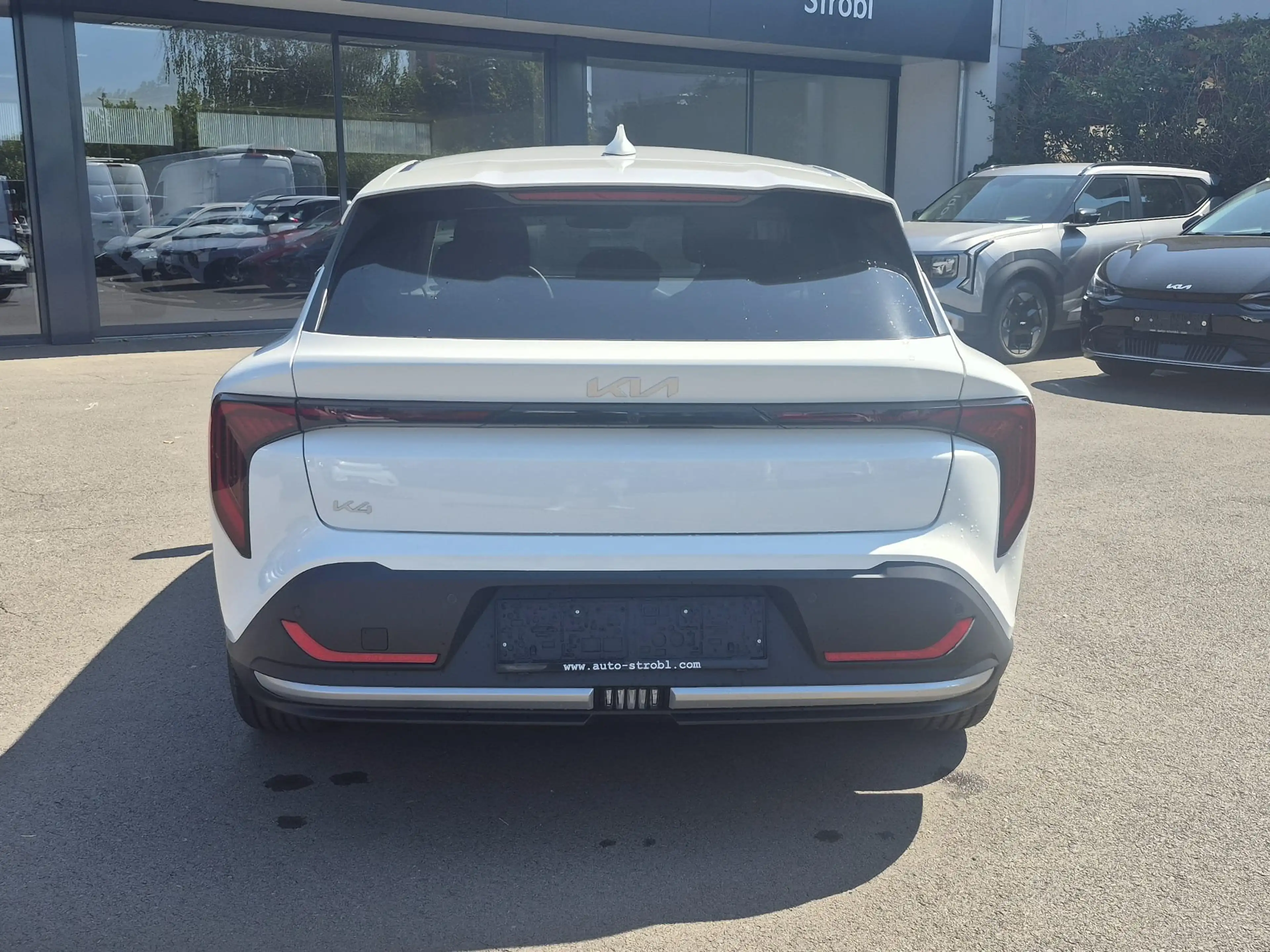 Kia K4 1,0 TGDI 48V Silber *Automatik* LP: 31.690 — photo 5
