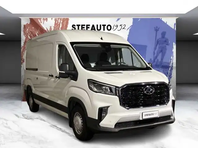 Maxus Deliver 9 in White for sale