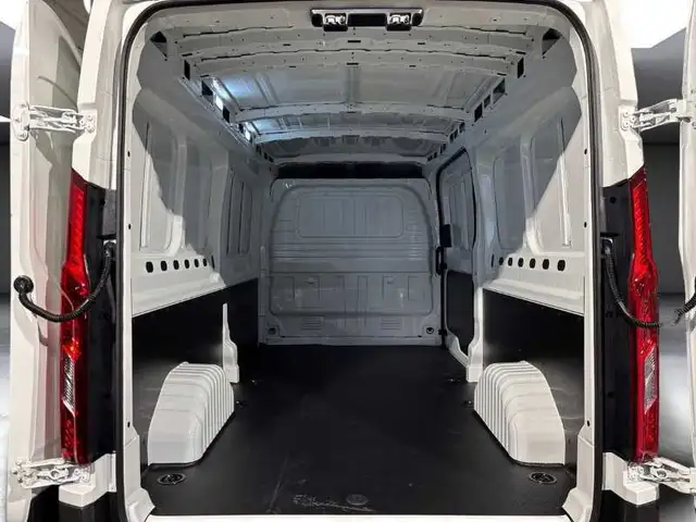 Maxus Deliver 9 view 7