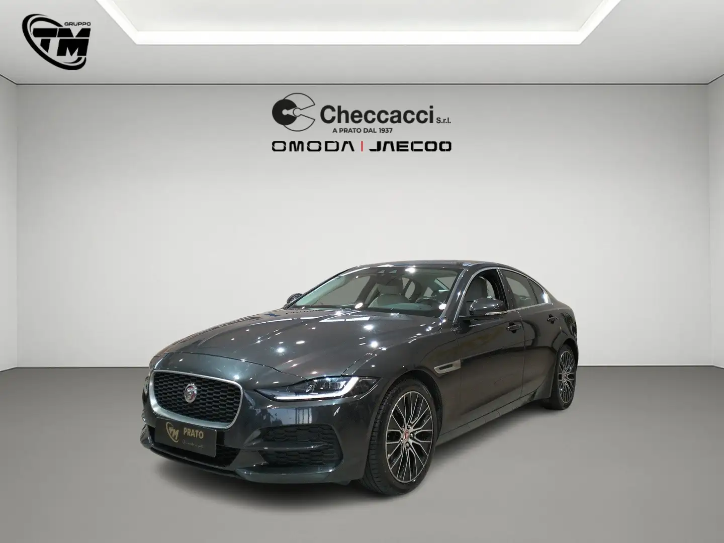 Jaguar XE 2.0d i4 S awd 180cv auto Grigio - 1