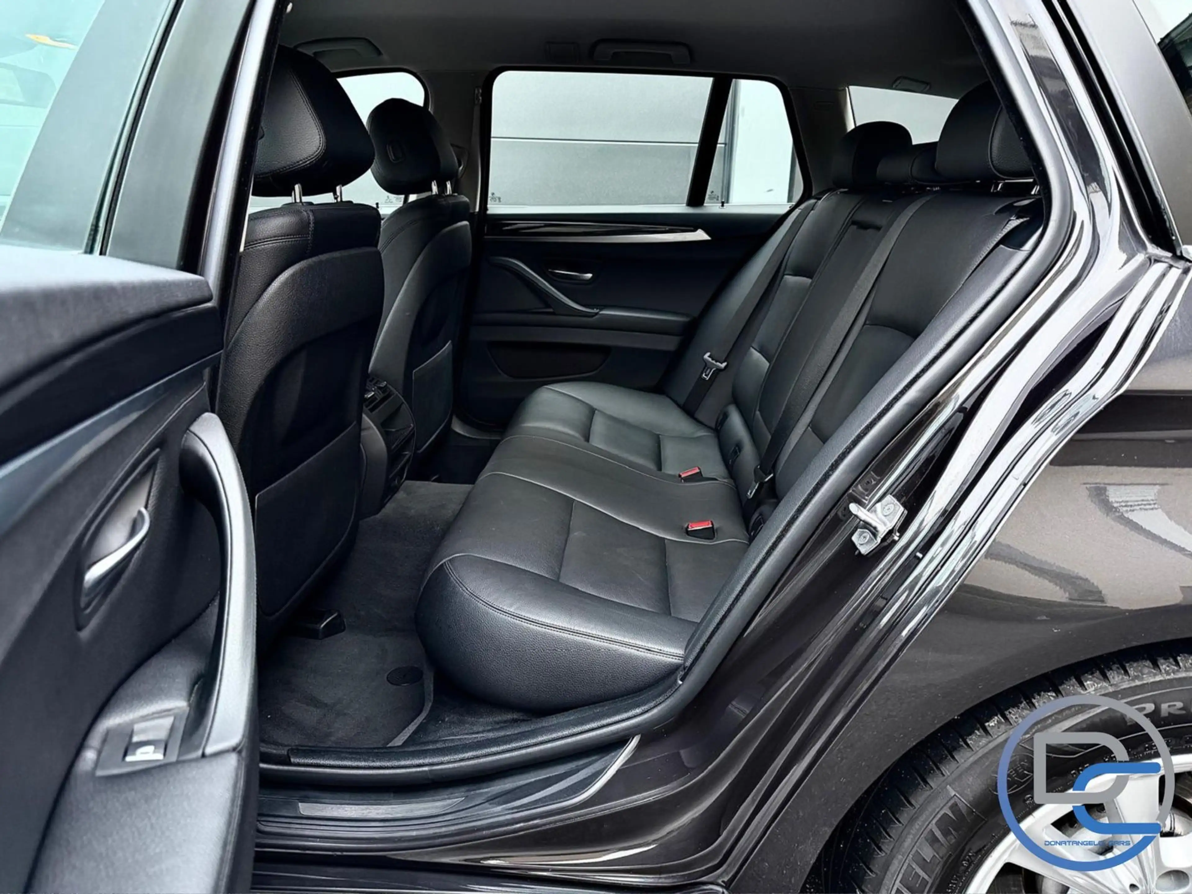 BMW 518 Touring 518d B.AUTO XENONS CUIR CLIM NAVI — photo 12