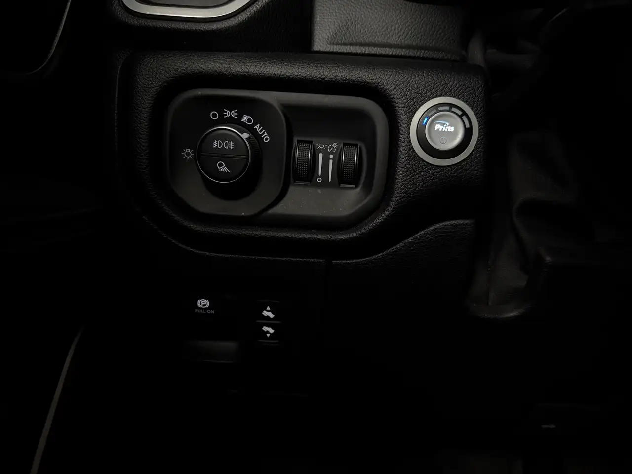 Dodge RAM 2021 — фото 20