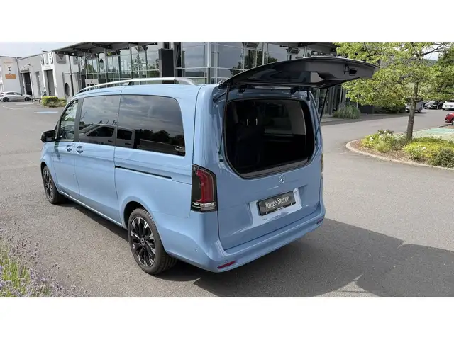 Mercedes-Benz V-Class view 6