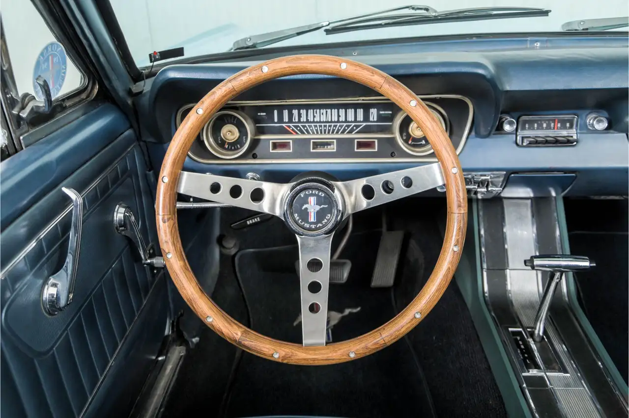 Ford Mustang 289 V8 automaat cabriolet, foto 8
