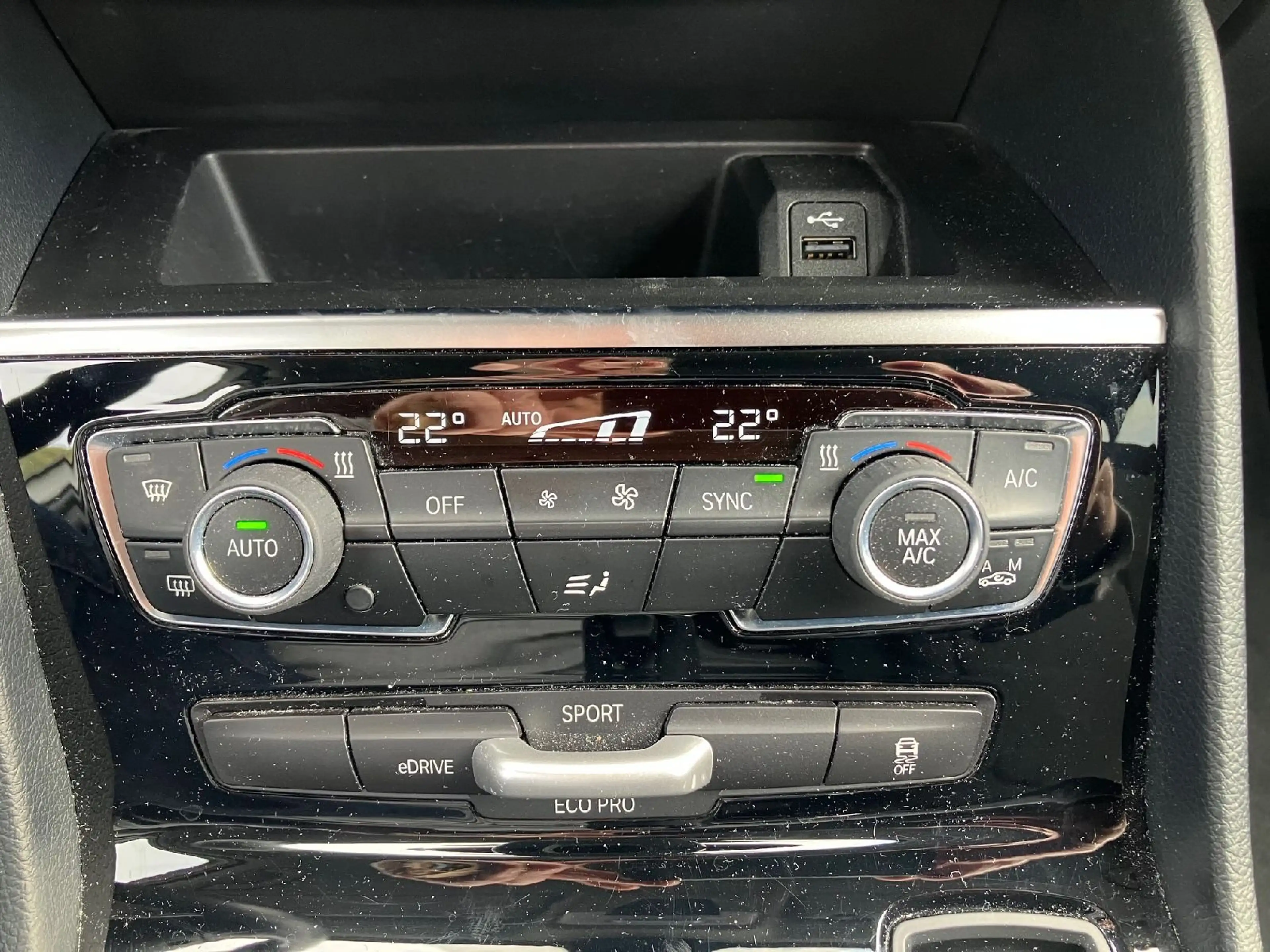 BMW 225 225 xe Aut Allrad, Plug-in Hybrid, Navi, ACC Alarm — photo 13