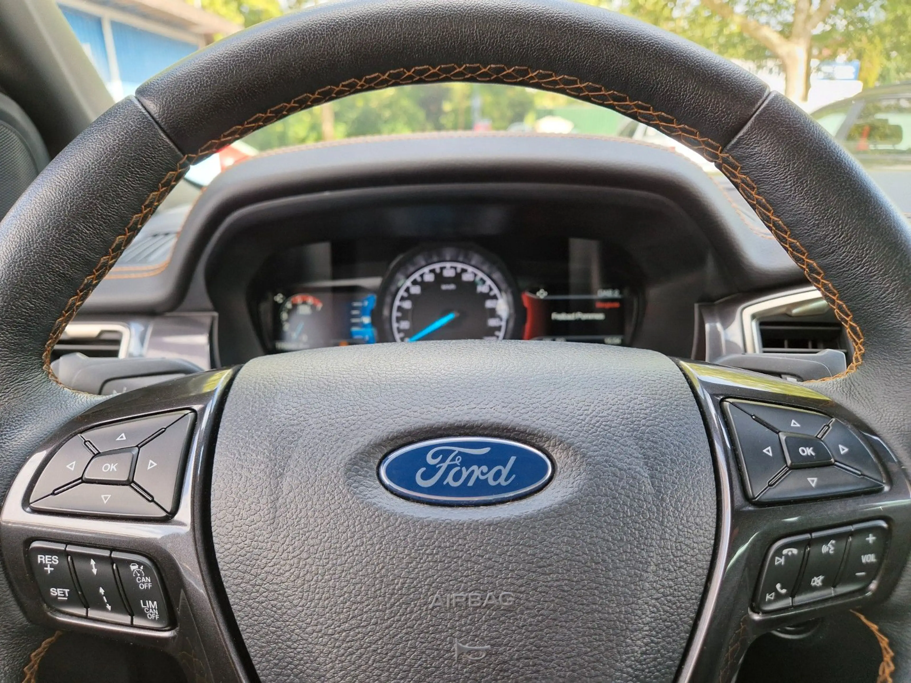 Ford Ranger Wildtrak 4x4 DoKa +AHK+LED+KAMERA+ — photo 17