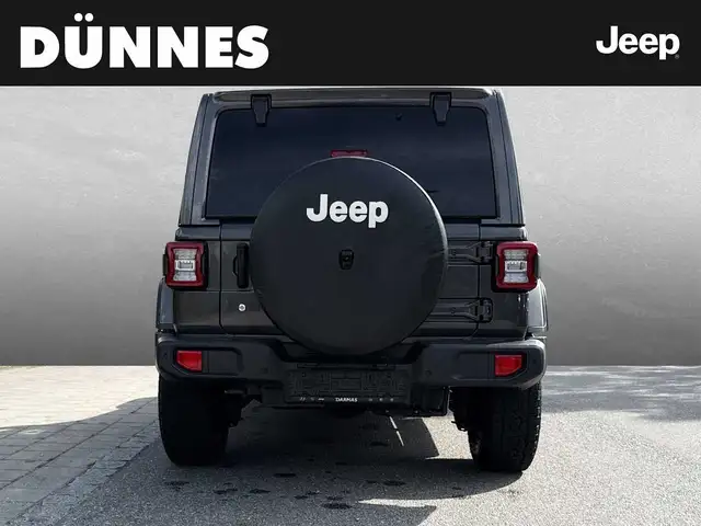 Jeep Wrangler view 4